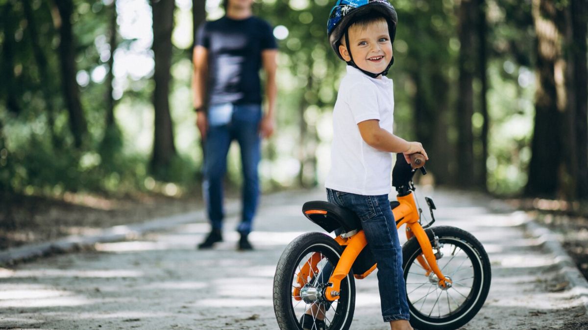 HEALTH BENEFITS OF CYCLING  BENEFITS OF CYCLING  CYCLING IS BEST FOR CHILD HEALTH