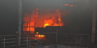 DAKSHINA KANNADA  SHOP CAUGHT FIRE  ಬೆಳ್ತಂಗಡಿ ಅಂಗಡಿ ಸುಟ್ಟು ಭಸ್ಮ  ಹೀಲಿಯಂ ಗ್ಯಾಸ್ ಸೋರಿಕೆ