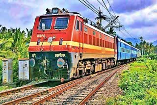 BENGALURU KANNUR EXPRESS  ട്രെയിന്‍  റെയില്‍വേ  കോഴിക്കോട്