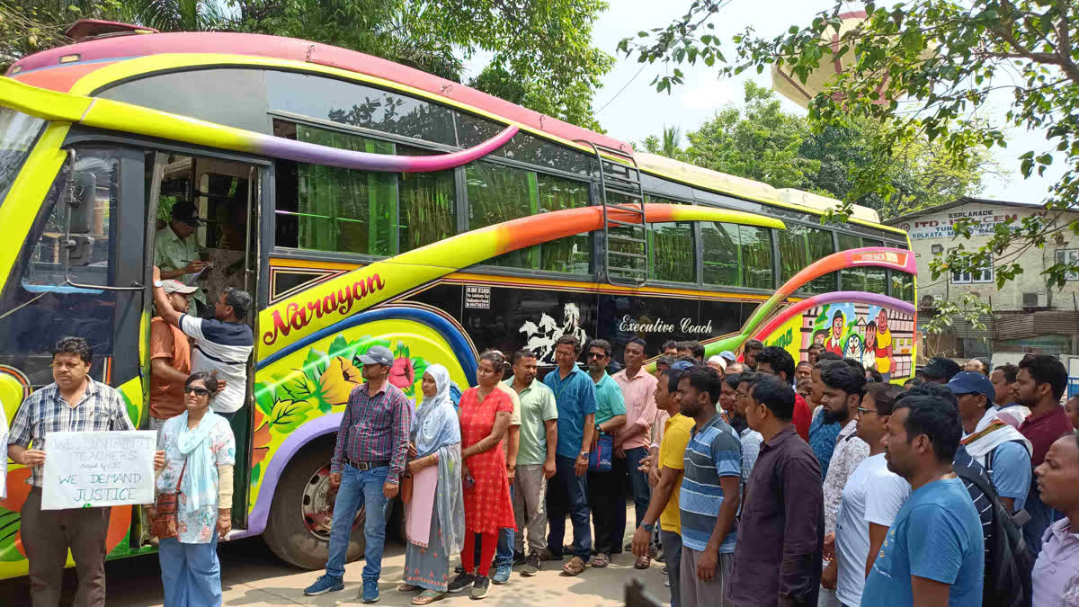 West Bengal SSC Teachers Rendered Jobless, Leave For Delhi To Stage Protest