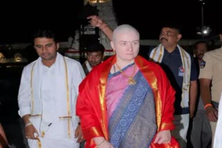 Anna Lezhneva visits Tirumala