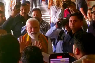 PM Modi break SPG protocol