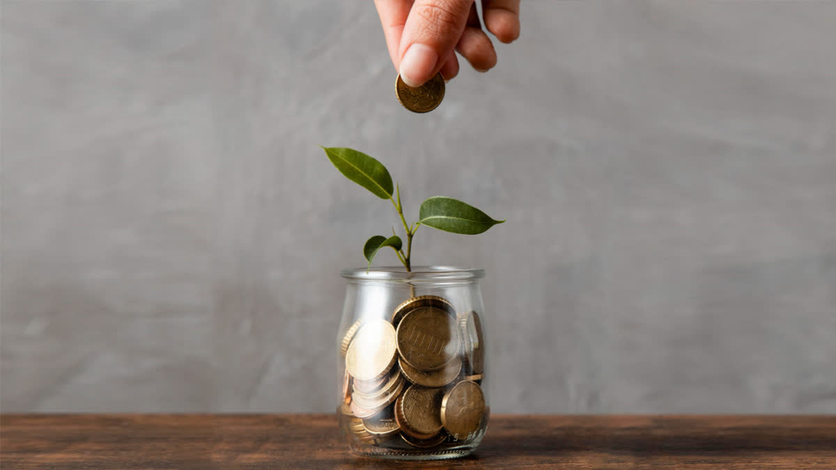 Book a Rs 1 Crore Fixed Deposit and Earn Guaranteed Returns Image