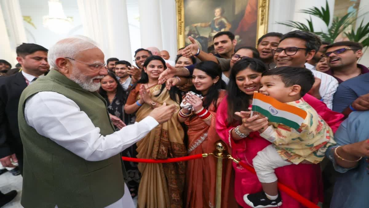 PM Modi arrives Nice France