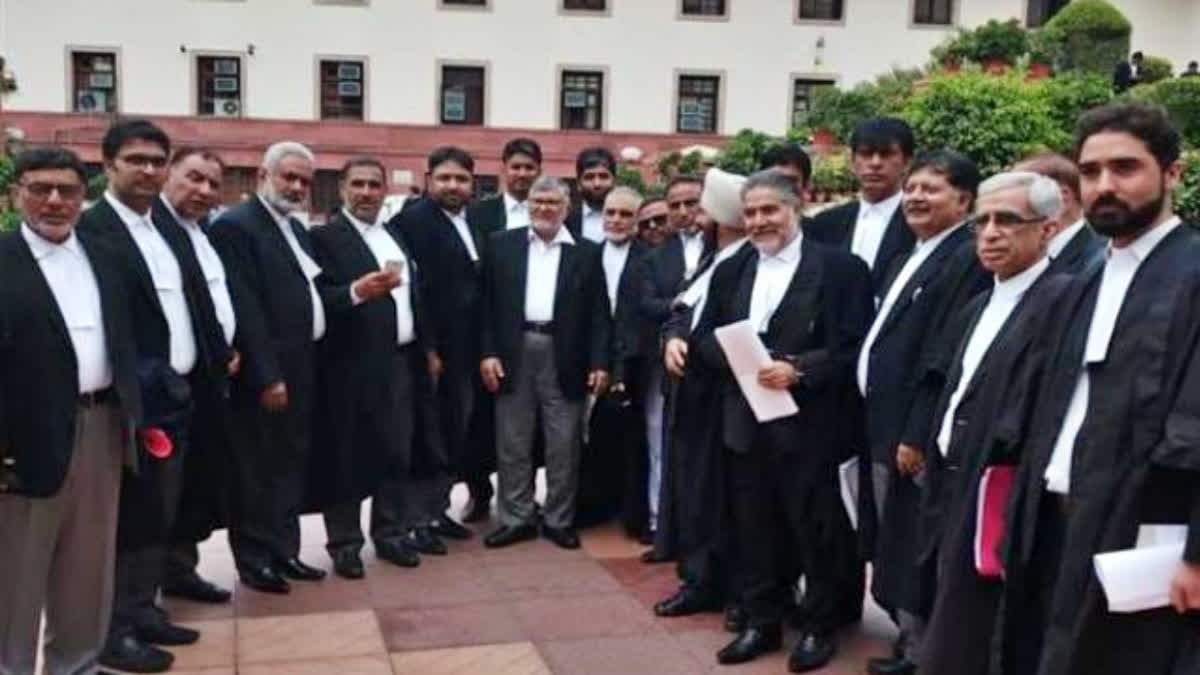 Another Kashmir Lawyer Slapped With PSA; Third Arrest In 2 weeks File photo of JKHCBA members.
