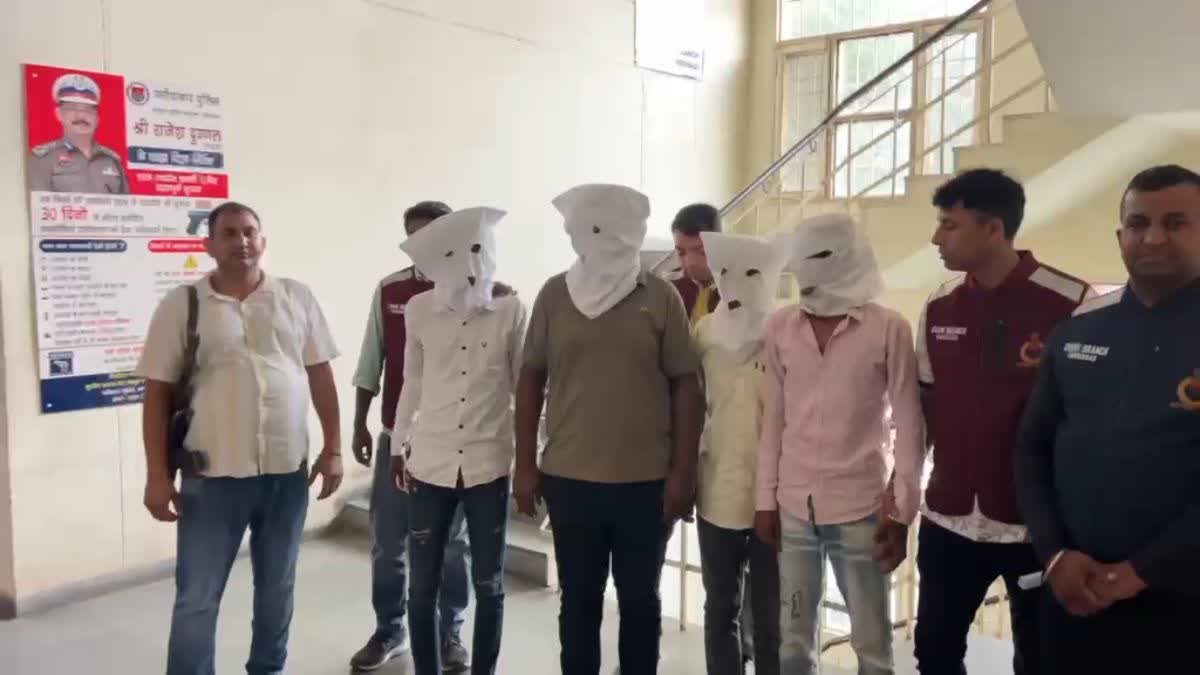 Faridabad liquor shop robbery