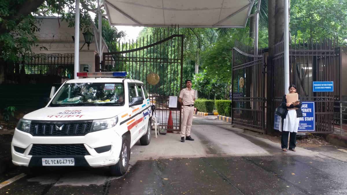 Bomb Threat On Delhi Independence Day