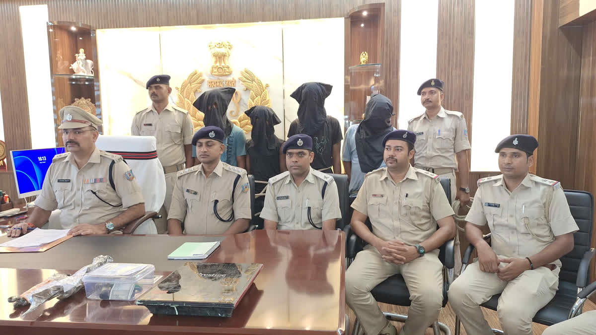Pakur police