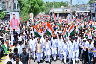 CM and other BJP leaders with the Tricolour