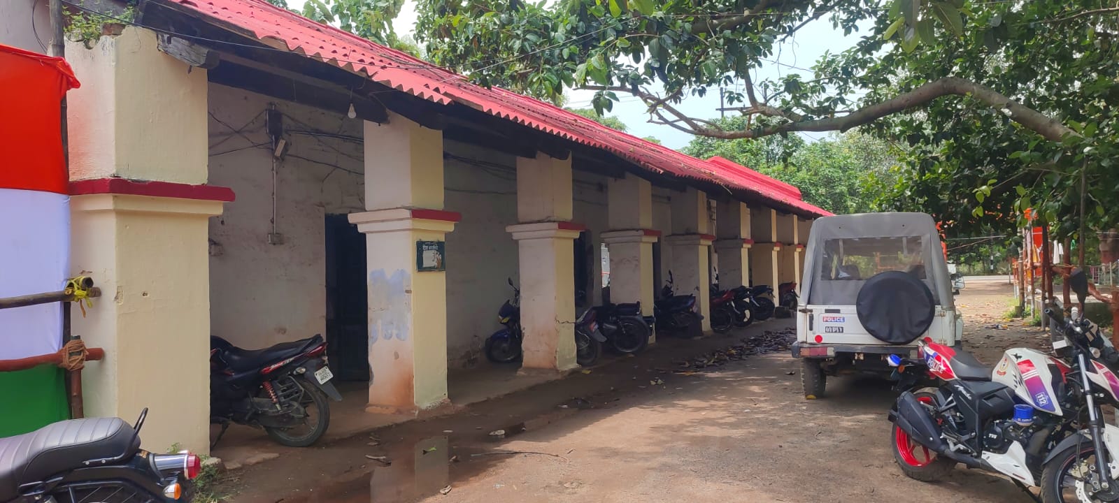 DUMKA POLICE LINE GROUND