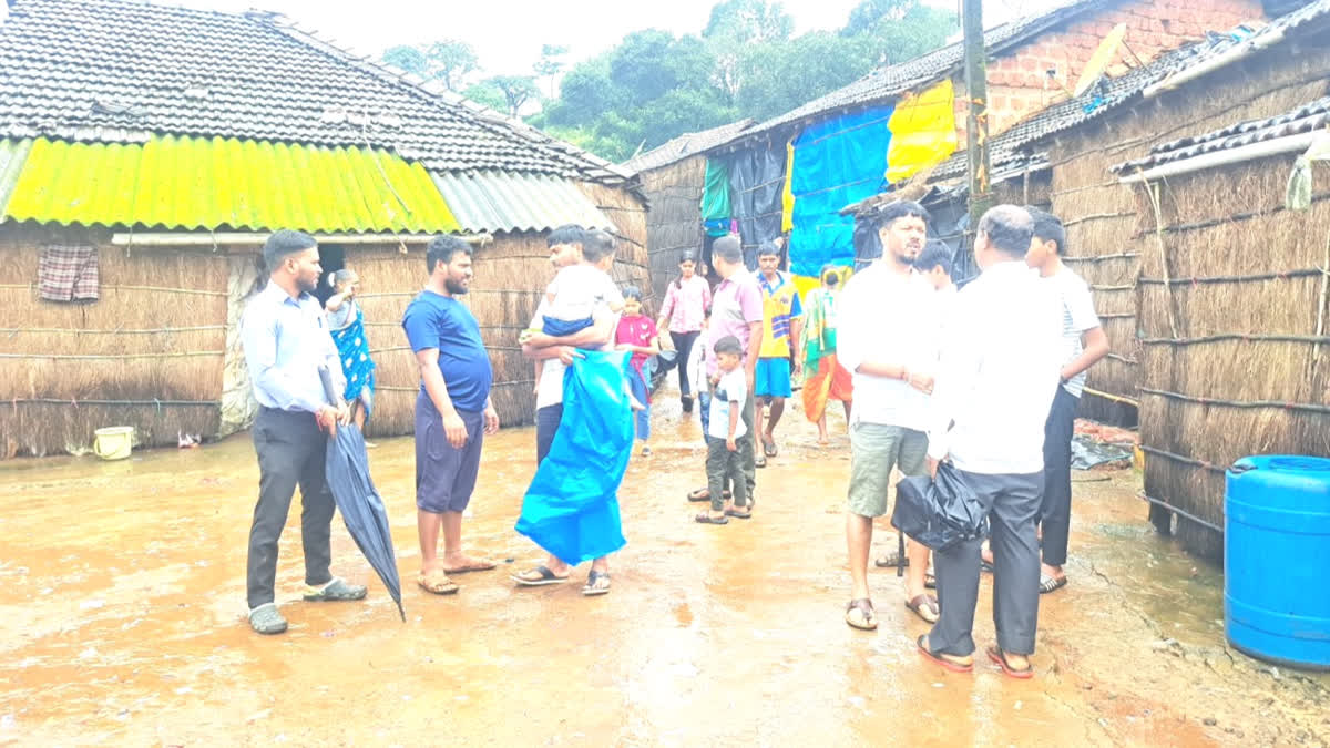 Karnataka’s Amagaon Villagers Resist Relocation, Terms Rs 15 Lakh Compensation Insufficient Karnataka’s Amagaon Villagers Resist Relocation, Terms Rs 15 Lakh Compensation Insufficient