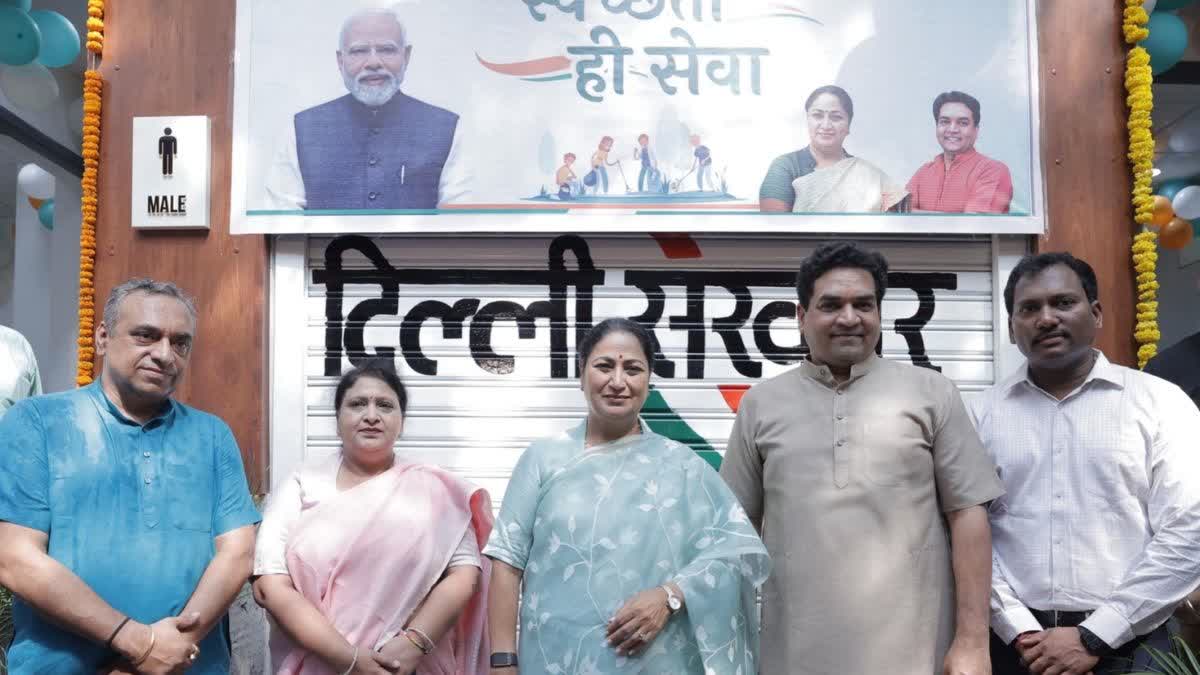 Delhi Chief Minister Rekha Gupta with Minister Kapil Mishra.