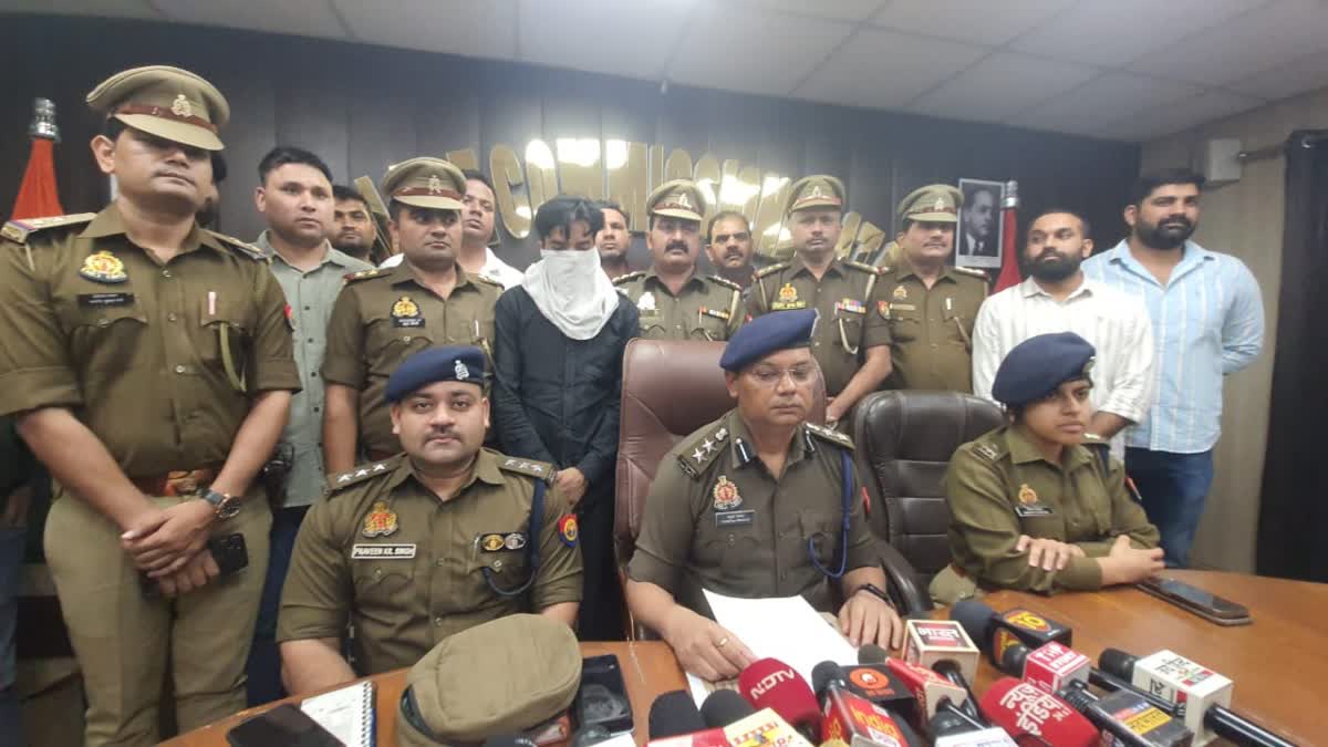 ब्लाइंड मर्डर केस में खुलासा