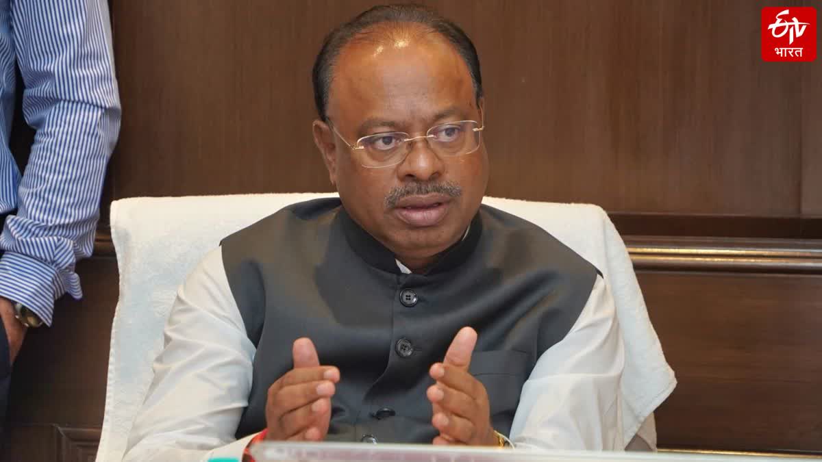 MINISTER CHANDRASHEKHAR BAWANKULE
