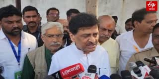 ASHOK CHAVAN VOTES IN NANDED