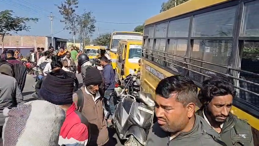 Ratlam Banswara State Highway jam