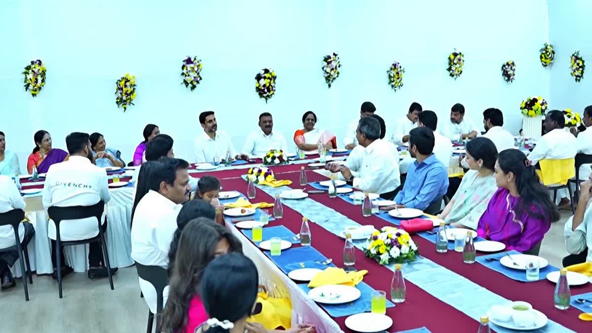Minister Lokesh Meeting with Guntur, Vijayawada Leaders Family