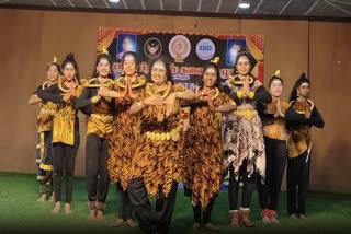 ஜனரஞ்சனி அரங்கில் பரதம் ஆடிய மாணவர்கள்