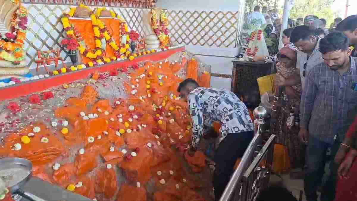 જુનાગઢના કેશોદમાં આવેલ ધુણેશ્વર દાદાનો લોકમેળો યોજાય છે