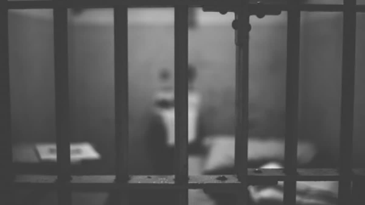 10 Thai Women Found In Lucknow Apartments Under Suspicious Circumstances; Police Launch Inquiry Ten Thai women were found in Lucknow's Shakti Heights apartments. Police have launched an inquiry into their stay, possibly linked to the spa industry.