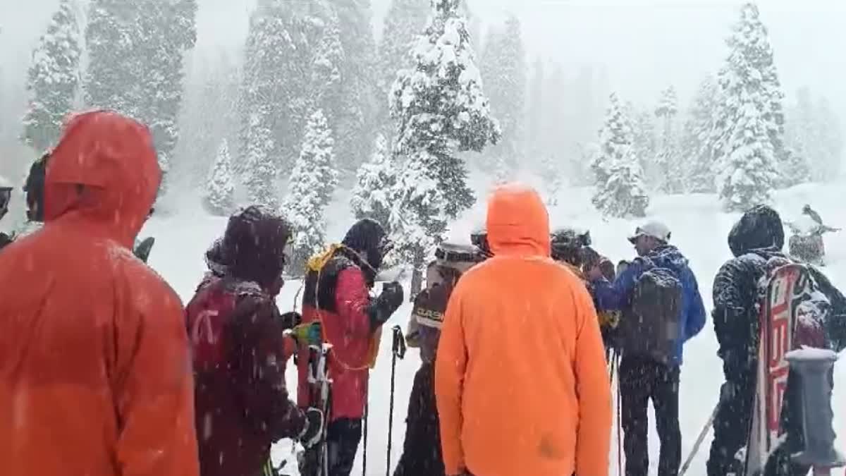 Winter Strikes Back In Jammu Kashmir As Fresh Snow, Rain Drop Temperatures Across Region