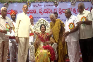 Receiving the Dharmajyoti Puraskar, Sailaja Kiron announced plans to educate 100 students and plant 10 lakh saplings.