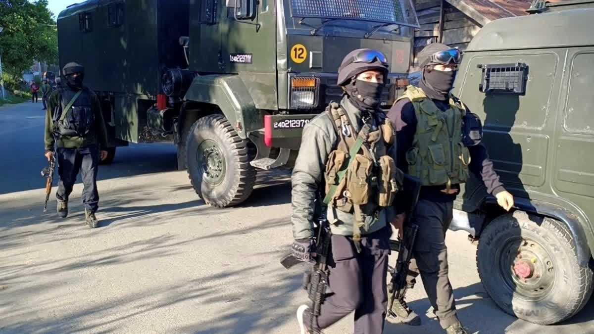 Encounter Breaks Out Between Security Forces And Terrorists In J-K's Tral Encounter Breaks Out Between Security Forces And Terrorists In J-K's Tral