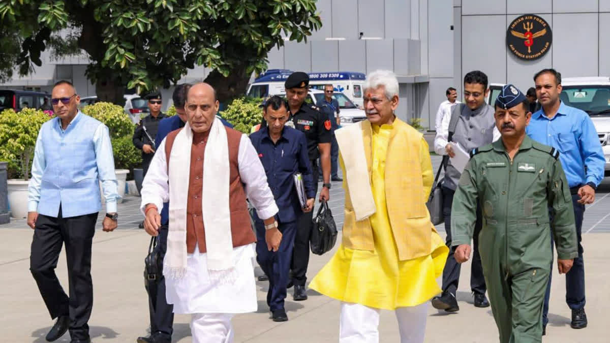'Are Nuclear Weapons Safe With Pakistan?': Rajnath Singh Seeks IAEA Attention Union Defence Minister Rajnath Singh, accompanied by Jammu and Kashmir Lieutenant Governor Manoj Sinha, arrived in Srinagar on Thursday.