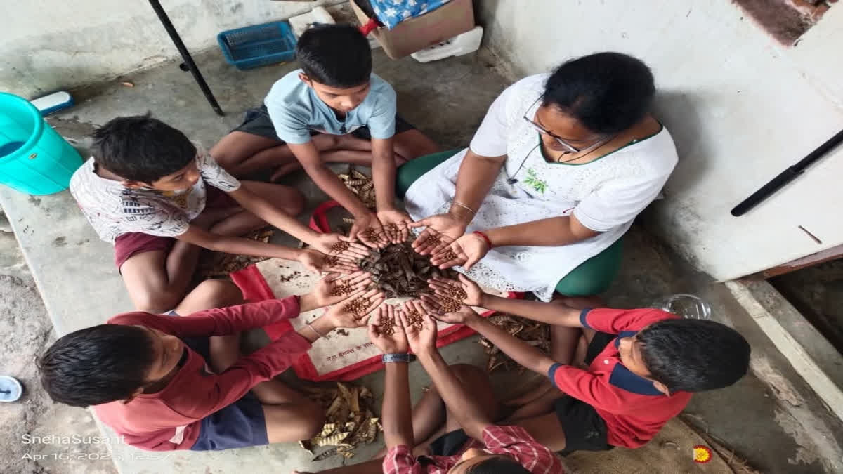 A Heart That Beats For Birds, Snakes And Humans: Odisha's 'Shero' Snehashree Builds Nests, Rescues And Shelters Orphans A Heart That Understands Birds, Snakes And Humans: Odisha's Snehashree Builds Nests, Rescues And Shelters Orphans