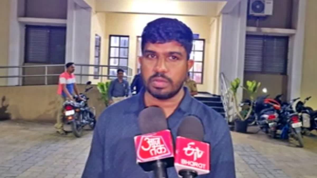 Gold trader Vijaysinh Khishi