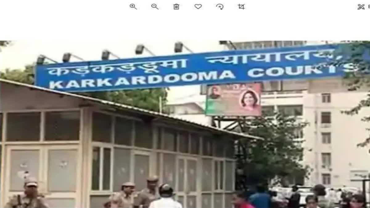 Delhi Riots: Court Acquits 11 People Accused Of Arson And Loot At Medicine Shop Delhi's Karkardooma Court on Thursday acquitted 11 people accused of looting a medical shop in Gokulpuri area during the Delhi riots in 2020