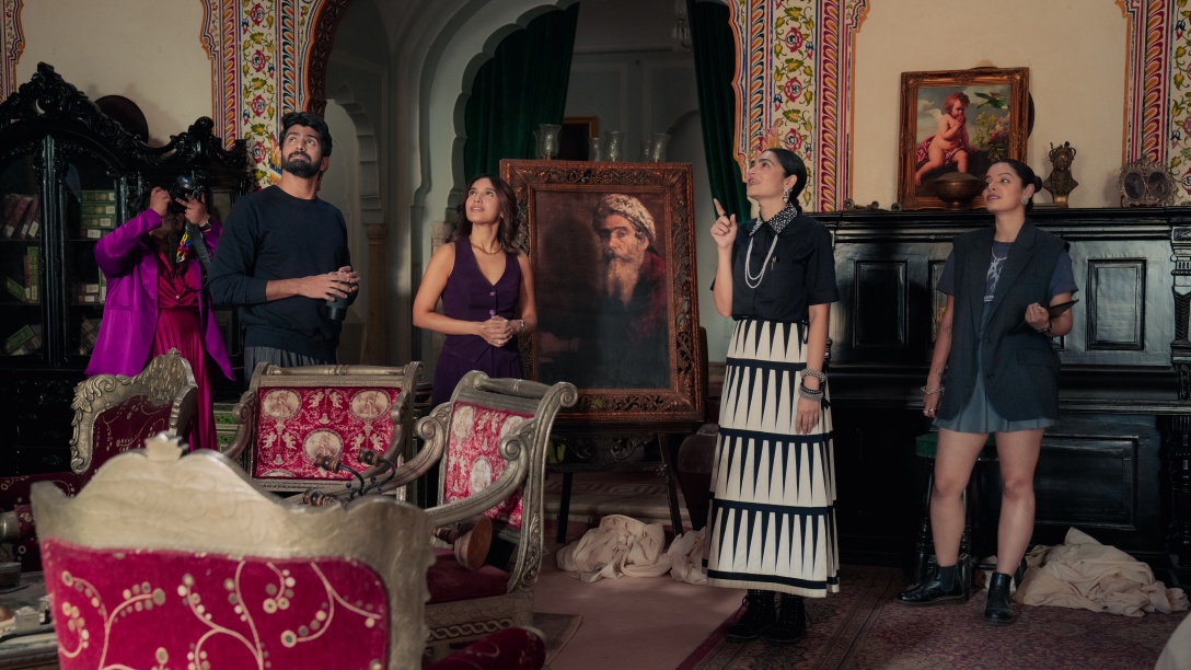 Lisa Mishra in The Royals