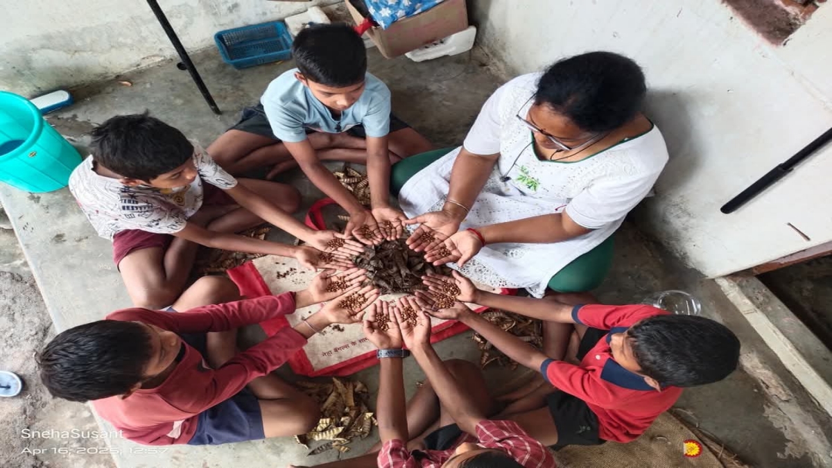 A Heart That Understands Birds, Snakes And Humans: Odisha's Snehashree Builds Nests, Rescues And Shelters Orphans
