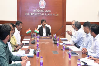 அரசு உயரதிகாரிகளுடன் முதலமைச்சர் விஜய் ஆலோசனை