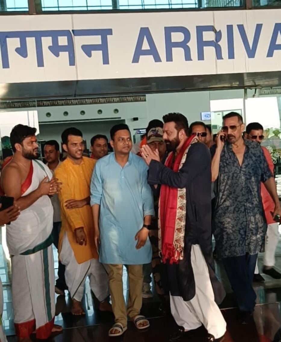 Actor Sanjay Dutt met Bageshwar Dham Pandit Dhirendra Krishna Shastri