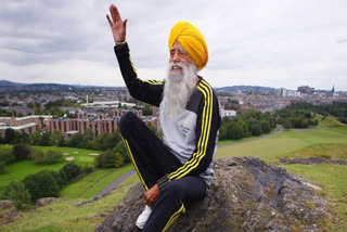 114 year old marathon runner fauja singh dies after being hit by vehicle in jalandhar punjab monday Urdu News