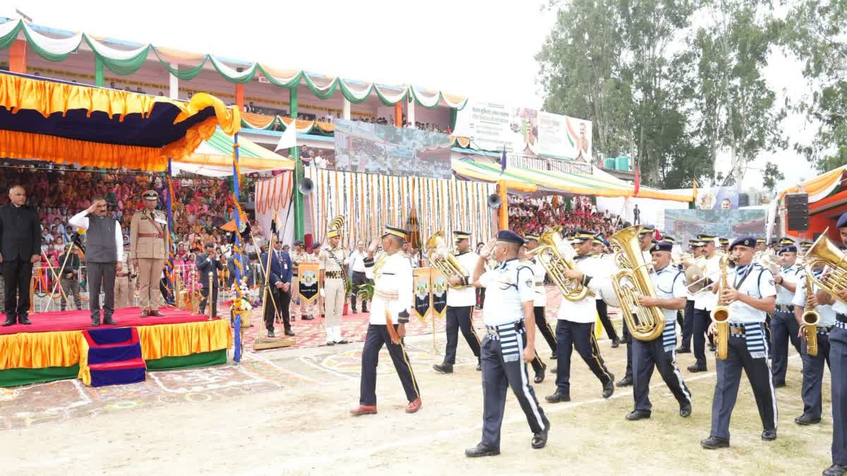 हिमाचल में धूमधाम से मनाया जा रहा 80वां स्वतंत्रता दिवस