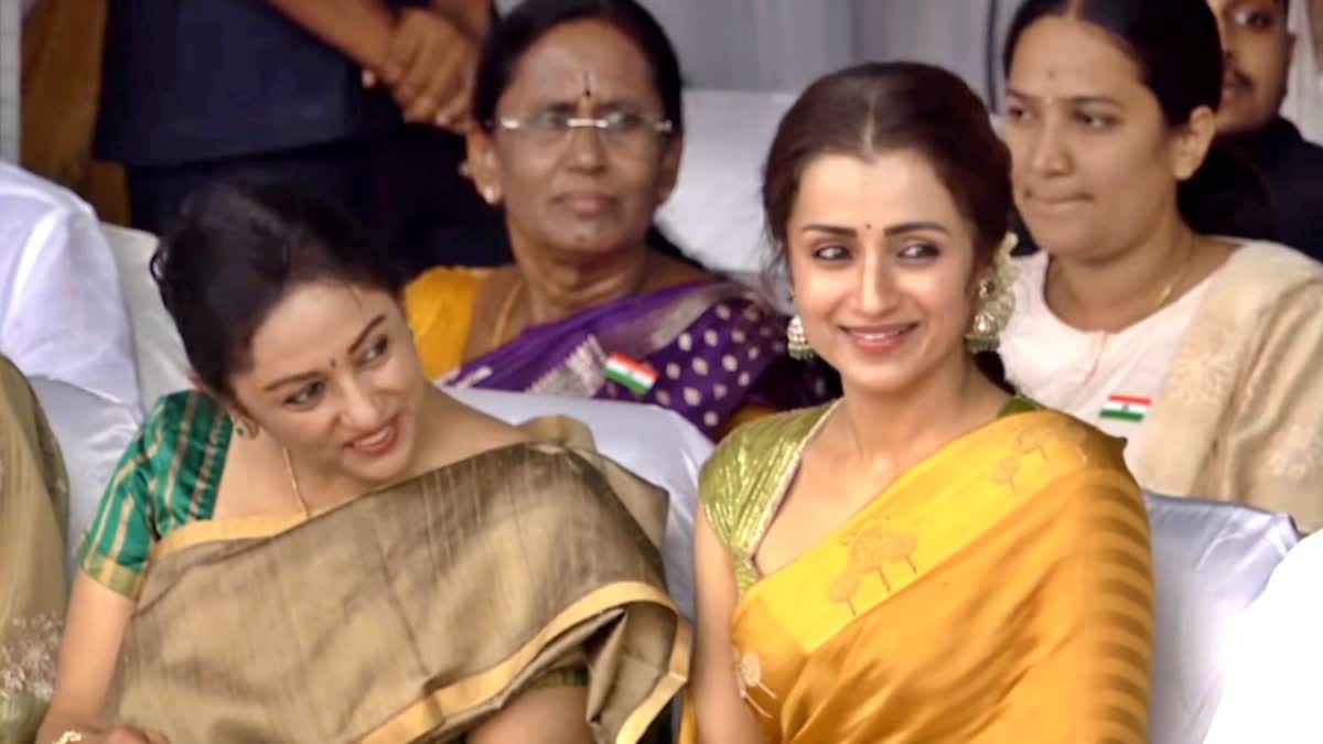சுதந்திர தின விழாவில் பங்கேற்ற நடிகை த்ரிஷா