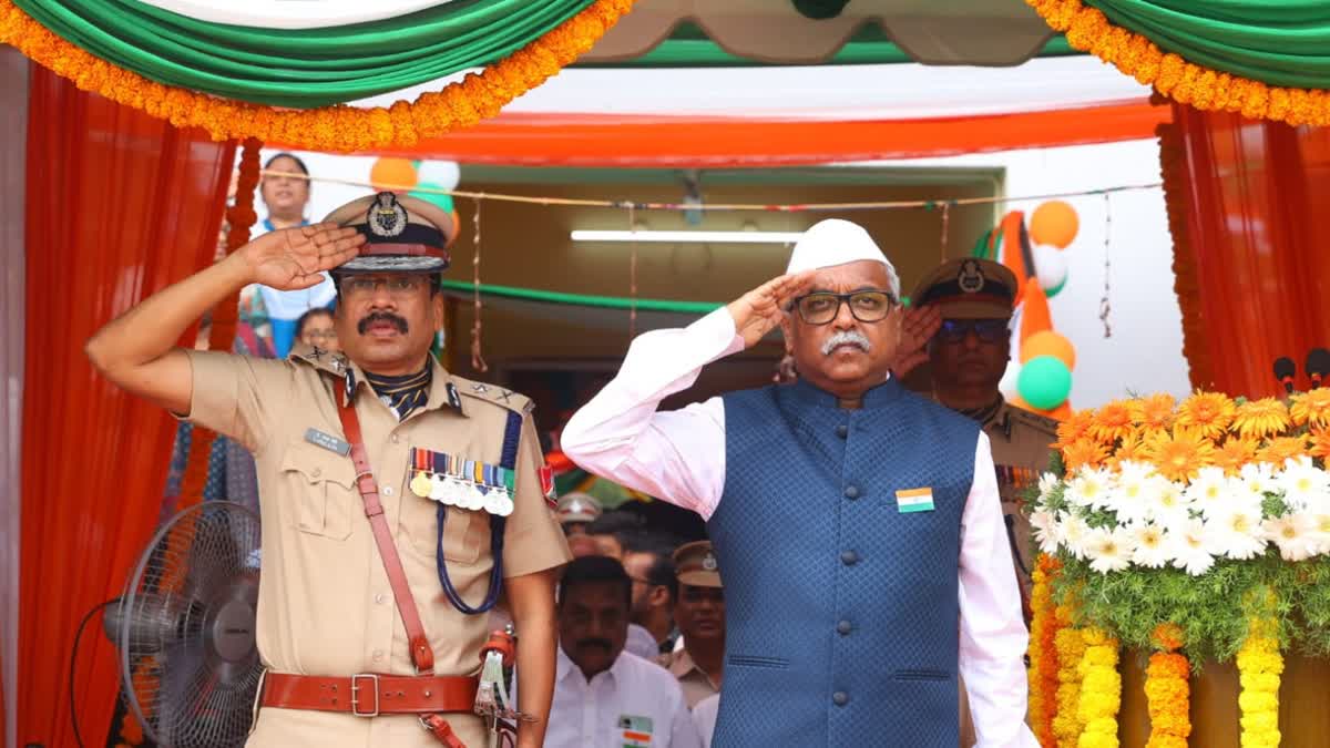 சுதந்திர தின விழாவில் பங்கேற்ற தெற்கு ரயில்வே பொது மேலாளர் சுப்பாராவ்