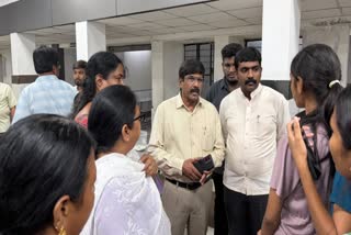 தனியார் கல்லூரி விடுதியில் உணவுப் பாதுகாப்பு அதிகாரிகள் ஆய்வு
