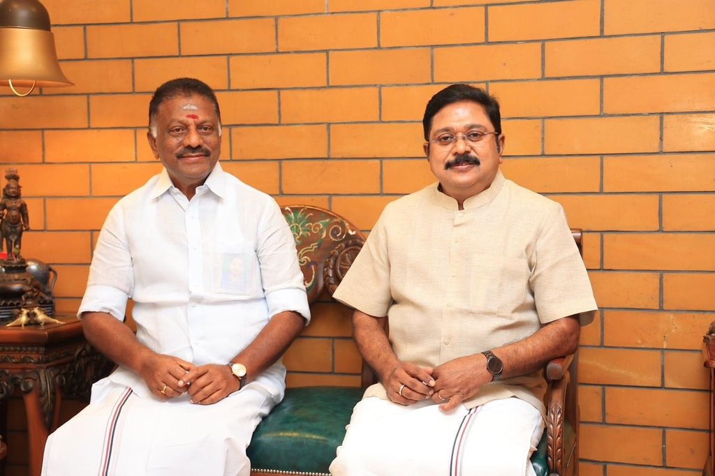 டிடிவி தினகரனுடன் ஓ பன்னீர்செல்வம்