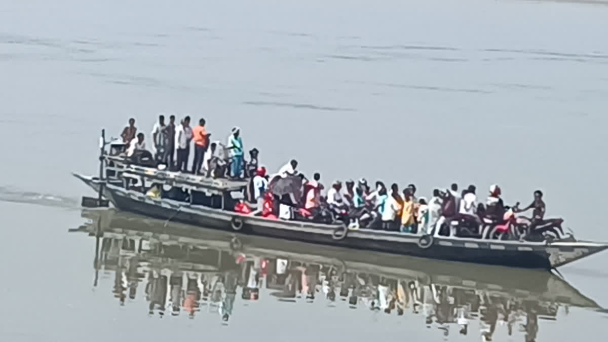 Beki River bridge collapsed