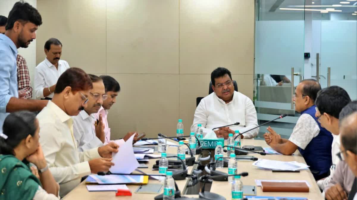 MSIL KARNATAKA  BENGALURU  ಎಂಎಸ್ಐಎಲ್ ಸೂಪರ್ ಮಾರ್ಕೆಟ್  ಕೈಗಾರಿಕೆ ಸಚಿವ ಎಂಬಿ ಪಾಟೀಲ್