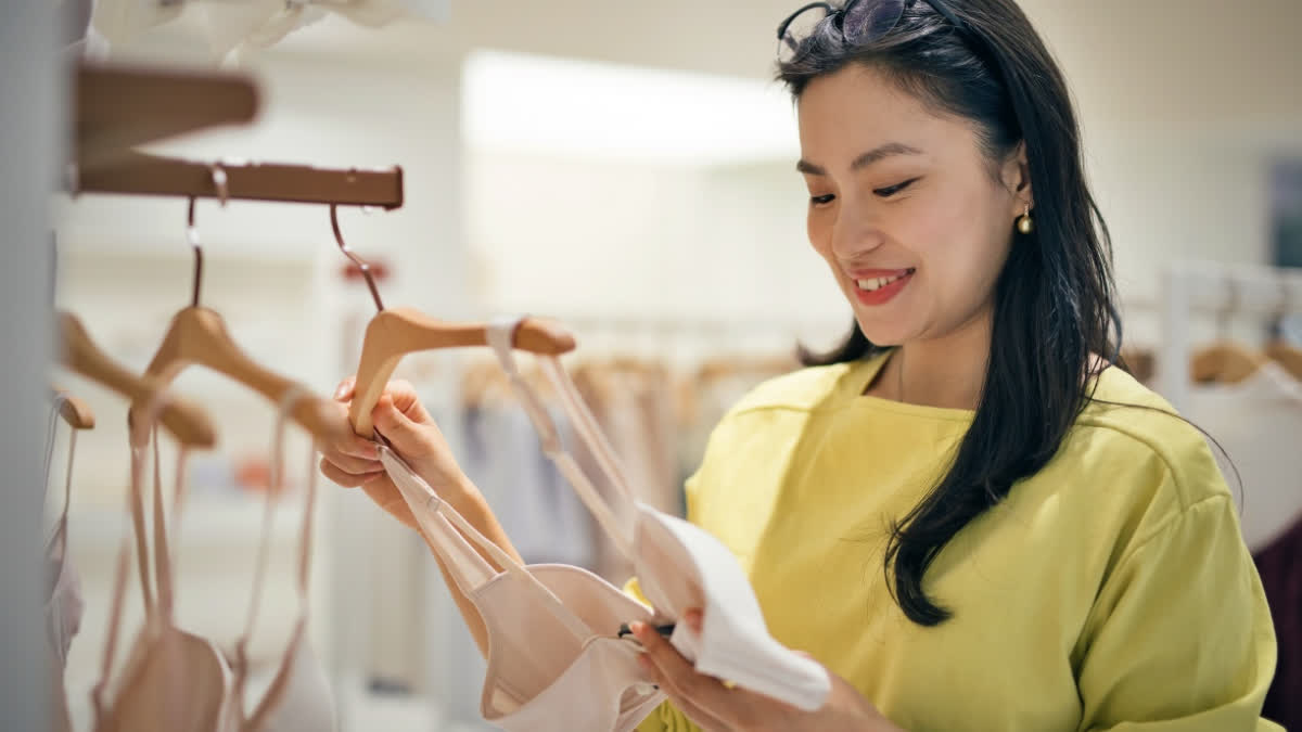 Does wearing a bra at night really cause breast cancer? Learn what experts say