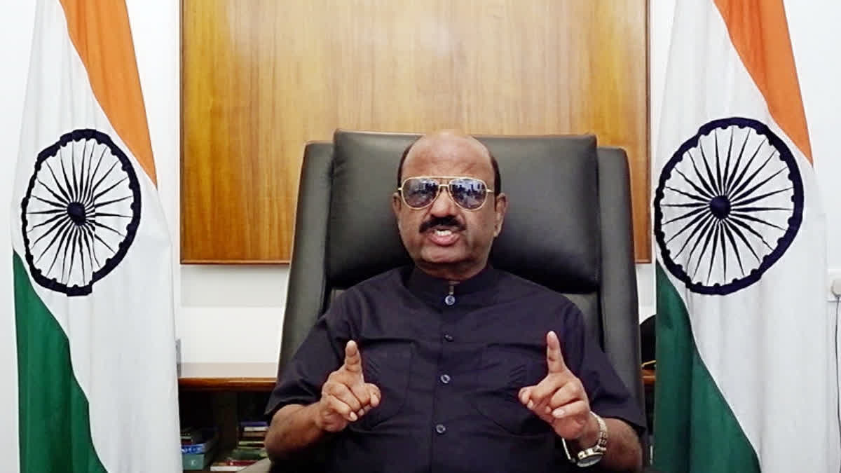 Bengal Governor Files Report On Durgapur Gangrape To President, Home Ministry: Official West Bengal Governor CV Ananda Bose has submitted a report on the gang rape of a medical student in Durgapur to President Droupadi Murmu and the Union Home Ministry, a Raj Bhavan official said on Wednesday