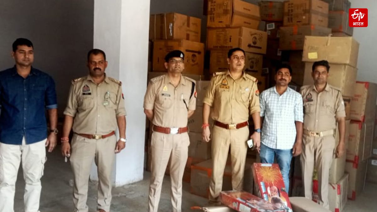 फिरोजाबाद में भी पुलिस ने की कार्रवाई.