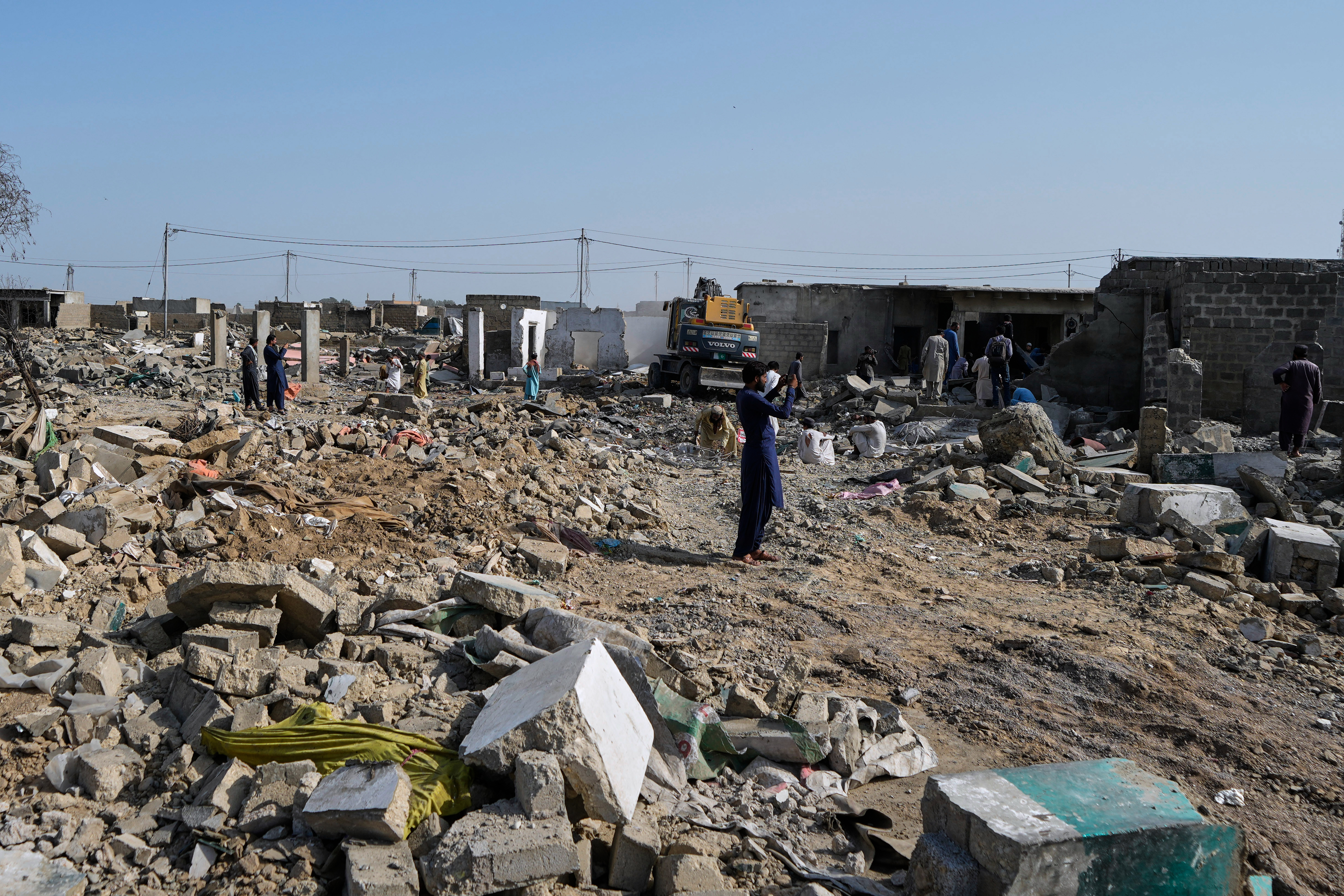 افغانستان کی سرحد پر تباہی