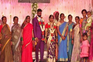 UNIQUE WEDDING: HAVERI VILLAGERS MARRY couple of NOMADIC TRIBE HELAVA WHO HAD ARRIVED IN THE VILLAGE