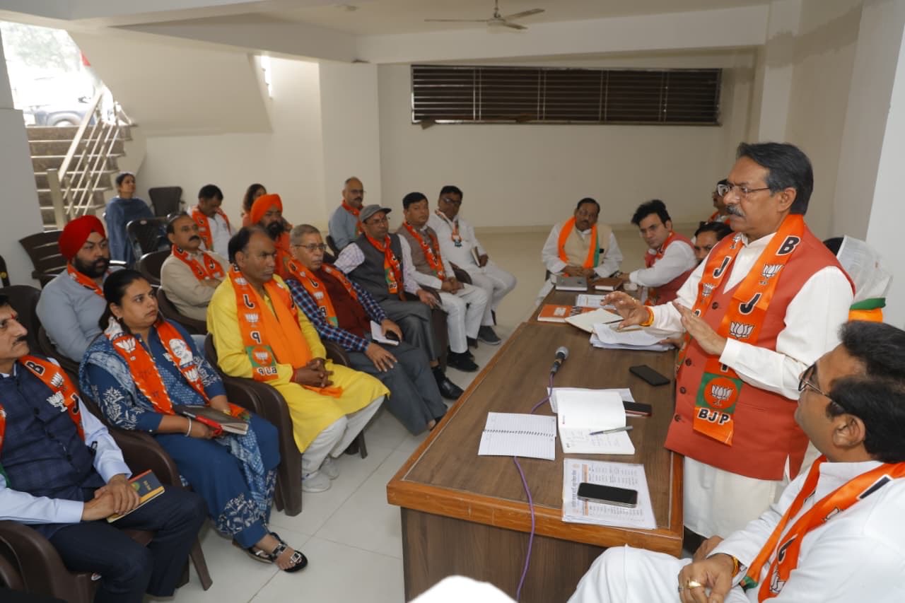 पूर्वी दिल्ली के लोकसभा सांसद हर्ष मल्होत्रा