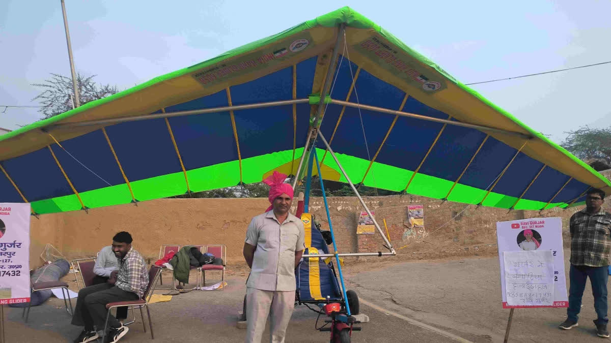 Ravi Gurjar and his hang glider